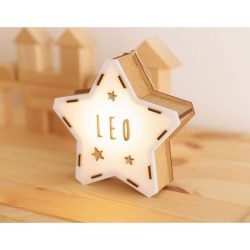 ÉTOILE LUMINEUSE À...