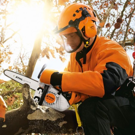 Tronçonneuse Stihl et affûteuse de chaine - Outillage à main 