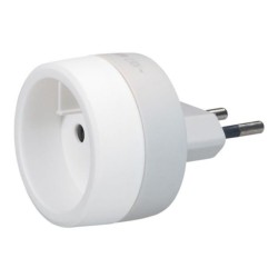 ADAPTATEUR STANDARD 2P 6A