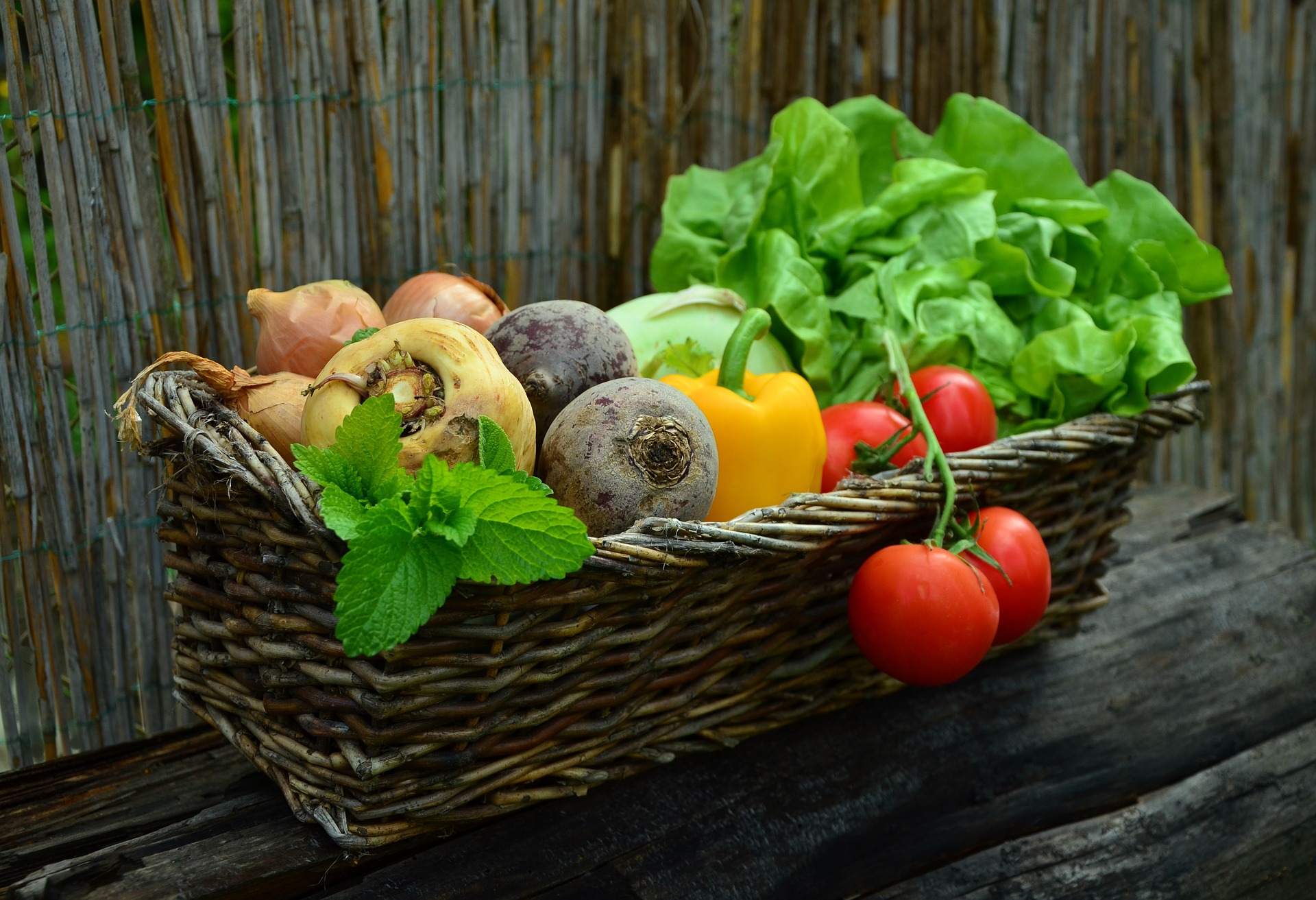 Panier de légumes du jardin