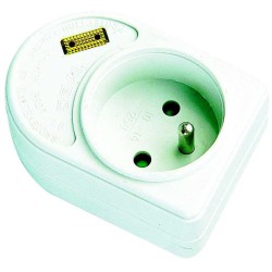 PRISE ANTI-SURTENSIONS