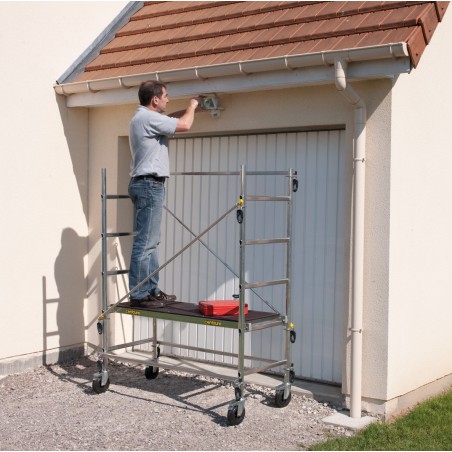 ECHAFAUDAGE ALU QUAD‘UP H DE TRAVAIL 4,70M ECHAFAUDAGE ALU QUAD‘UP H DE TRAVAIL 4,70M