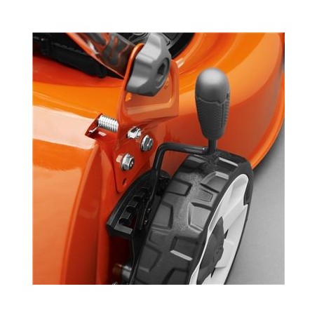 TONDEUSE HUSQ. ELP LC141C TONDEUSE HUSQ. ELP LC141C