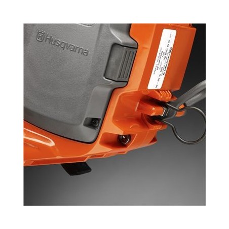 TRONCONNEUSE BATT. HUSQ. ELAG. T536LIXP NUE TRONCONNEUSE BATT. HUSQ. ELAG. T536LIXP NUE